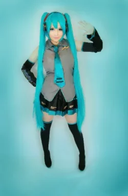 Hatsune_Miku_by_Hidori_Rose_46.webp